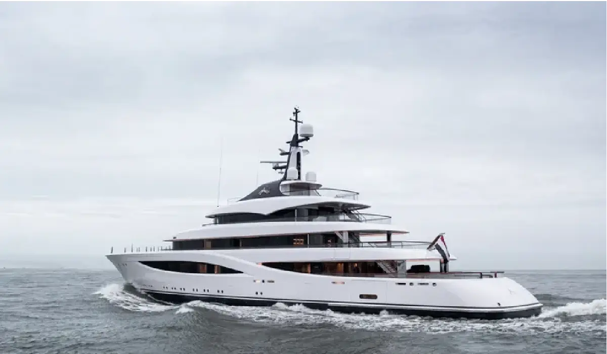 Feadship - Juice - Super Yacht Charter - Super Yachts for Sale - Exclusive Concierge Club.webp